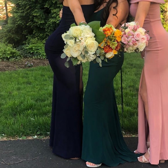 Navy blue evening gown with a slit - Picture 5 of 5